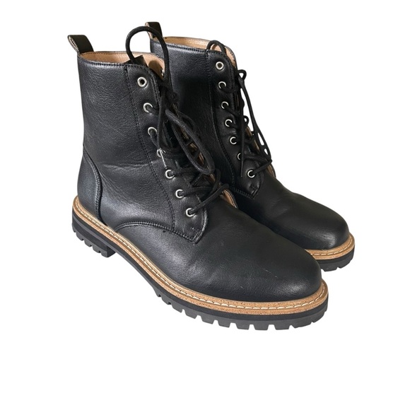 Oasis Society Black lace up combat boot size 7.5 vegan leather EUC - Picture 5 of 15